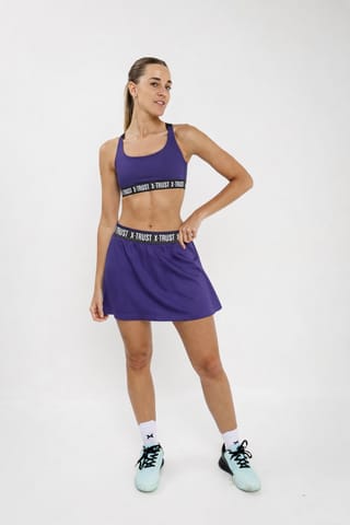 Pollera short Londres, Purpura